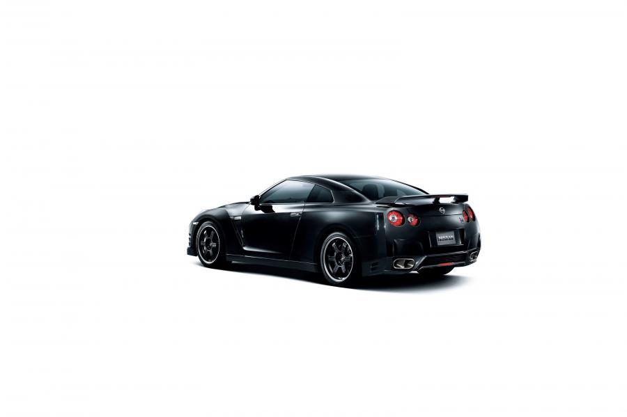  Nissan GT-R Spec V 2011 года  (фото 4 из 4)
